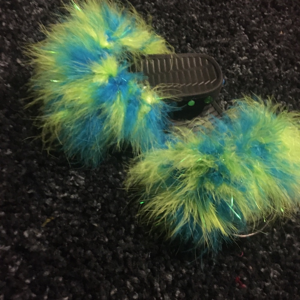 Jolly Rancher Fur Slides - Picture 3 of 3